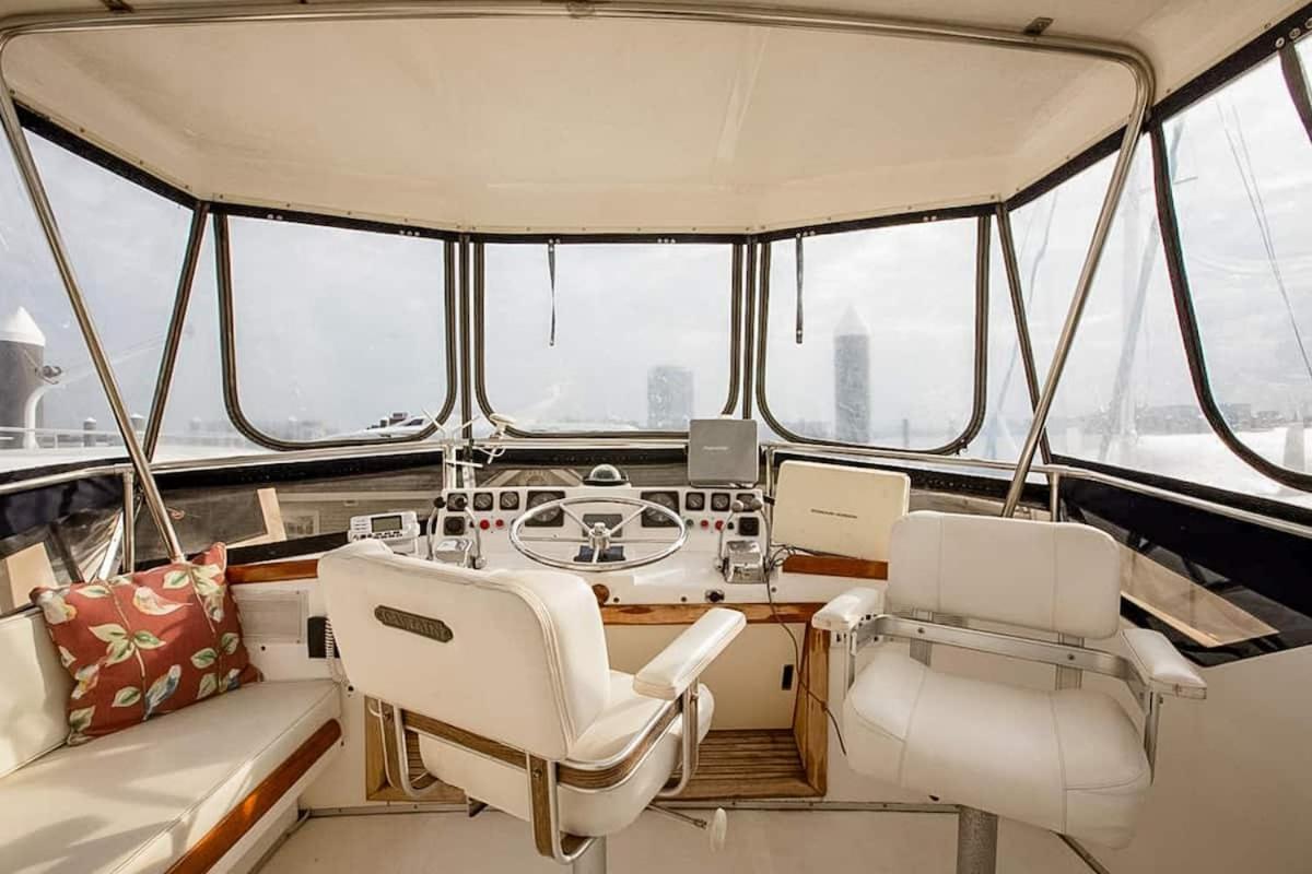 2Br Spacious & Comfy 43' Yacht - Heat & Ac - On The Freedom Trail - Best Nights Sleep Boston Ngoại thất bức ảnh